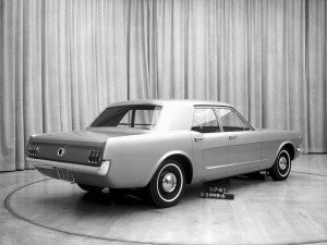 Ford Mustang sedan proposal 1963 - photo Ford