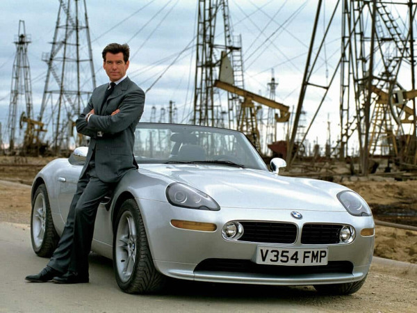 BMW Z8 1999 James Bond 007 The_World is not enough - photo BMW