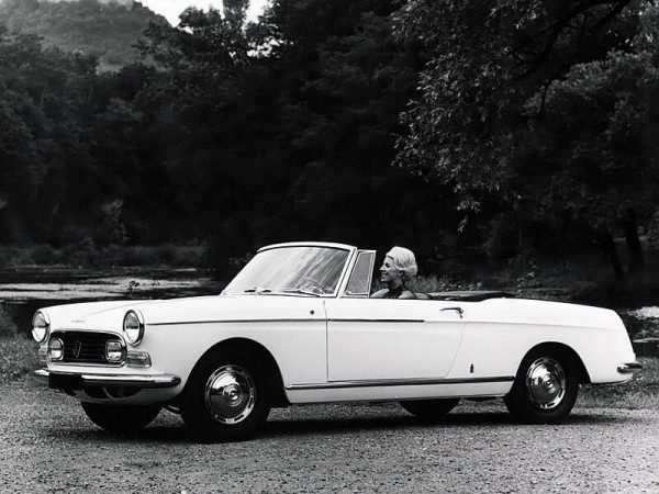 Peugeot 404 Cabriolet 1966-1968 - photo Peugeot