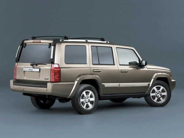 Jeep Commander 2005-2010 vue AR - photo Jeep