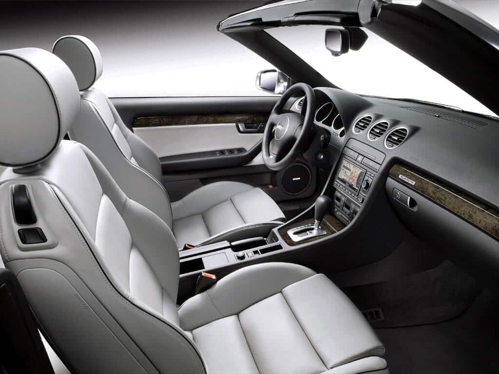 Bâche intérieure pour Audi a4 cabrio avec capote ouverte (2003 - 2006)