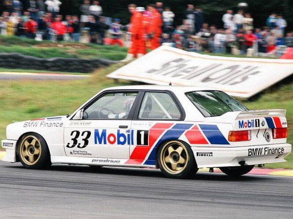 BMW M3 E30 BTCC 1987 - photo : auteur inconnu