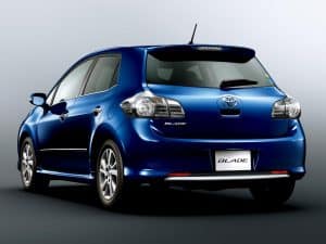 Toyota Blade 2009-2012 vue AR - photo Toyota