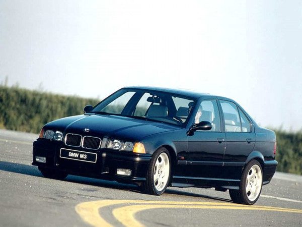 BMW M3 E36 1994-1995 vue AV - photo BMW