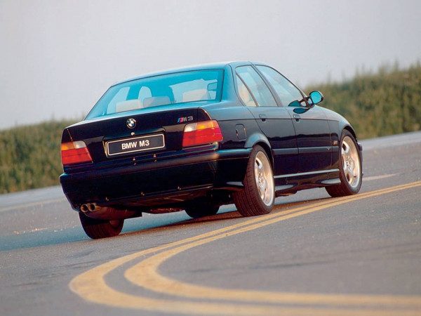 BMW M3 E36 1994-1995 vue AR - photo BMW