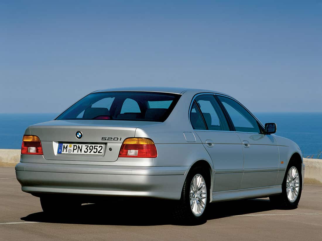 BMW E39, Évolutions et caractéristiques