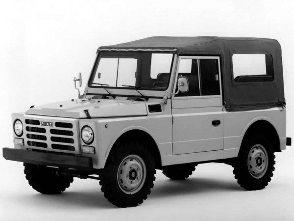 Fiat Campagnola 1974-1987 bâché vue AV - photo Fiat