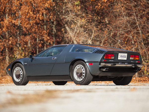 Maserati Bora US 1972-1974 vue AR - photo : auteur inconnu