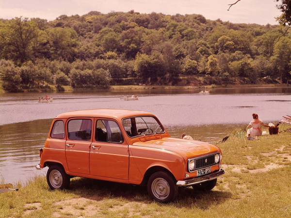 Renault 4 L vue AV 1975-1976 photo Renault