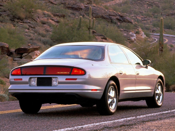 Oldsmobile Aurora 1994-1999 vue AR - photo Oldsmobile