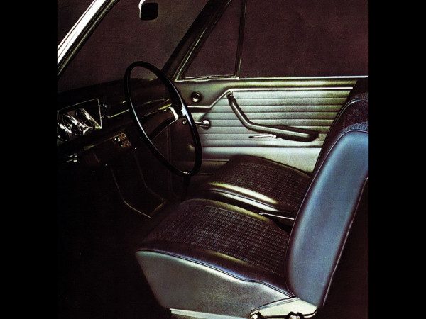 BMW 1600-2 1966-1971 intérieur - photo BMW