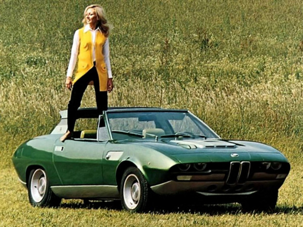 BMW 2800 Spicup Bertone 1969 - photo Bertone