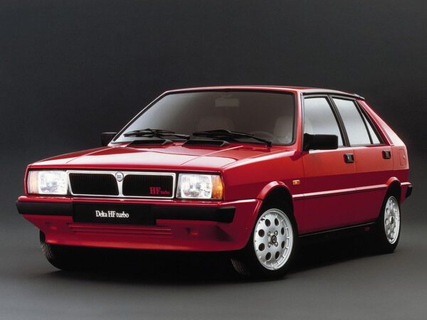 Lancia Delta HF Turbo 1985-1986 vue AV - photo Lancia