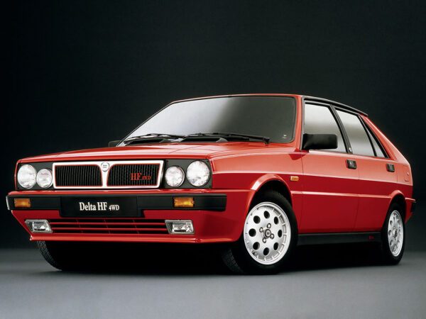 Lancia Delta HF 4WD 1986-1987 vue AV - photo Lancia