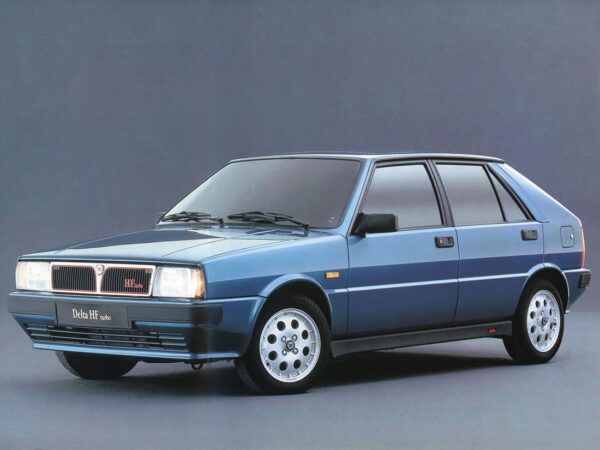 Lancia Delta HF Turbo 1986-1991 vue AV - photo Lancia