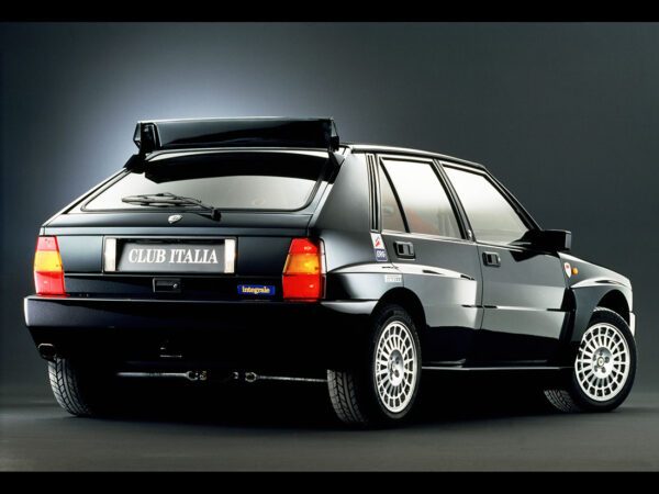 Lancia Delta HF integrale Evoluzione Club Italia 1992 vue AR - photo Lancia