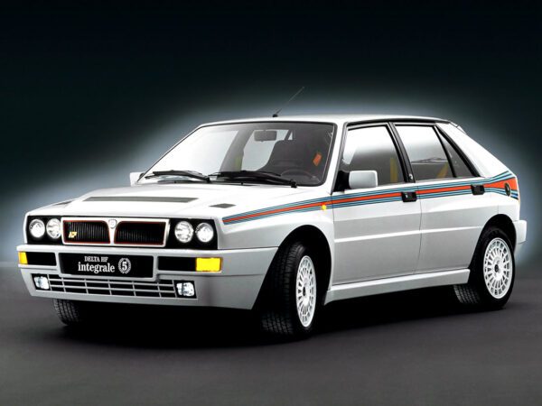 Lancia Delta HF integrale Evoluzione Martini 5 1992 vue AV - photo Lancia