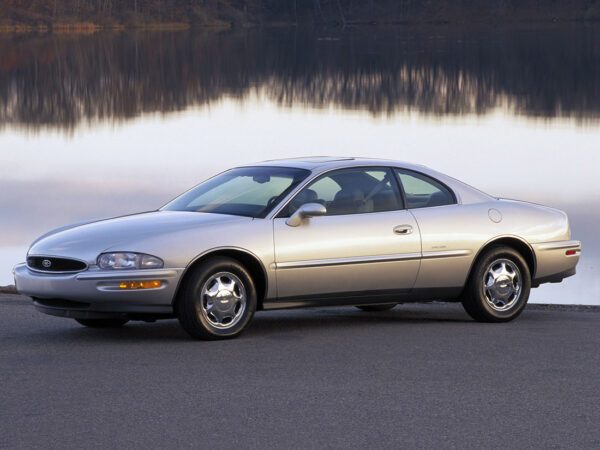 Buick Riviera Silver Arrow 1998 millésime 1999 vue AV - photo Buick