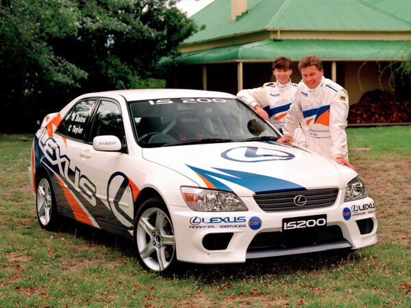 Lexus IS 200 Tasmania Road Rally 2001 vue AV - photo Lexus