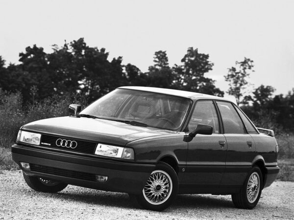 Audi 90 US Quattro 1987-1991 vue AV - photo Audi