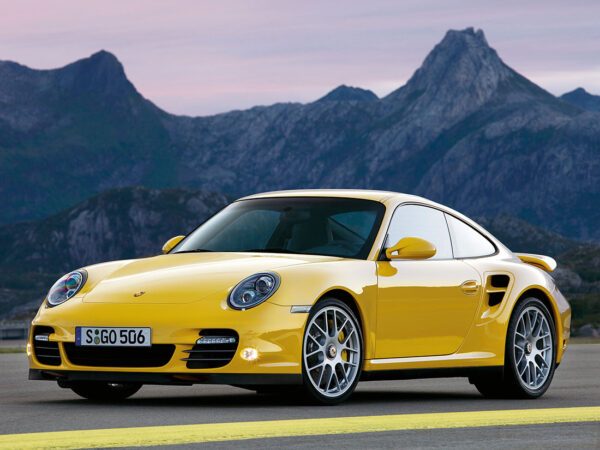 Porsche 911 type 997 Turbo phase 2 vue AV 2009-2012 - photo Porsche AG