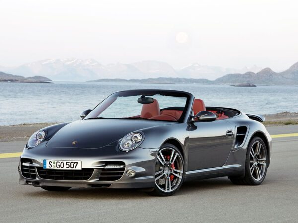 Porsche 911 type 997 cabriolet Turbo phase 2 vue AV 2009-2012 - photo Porsche AG