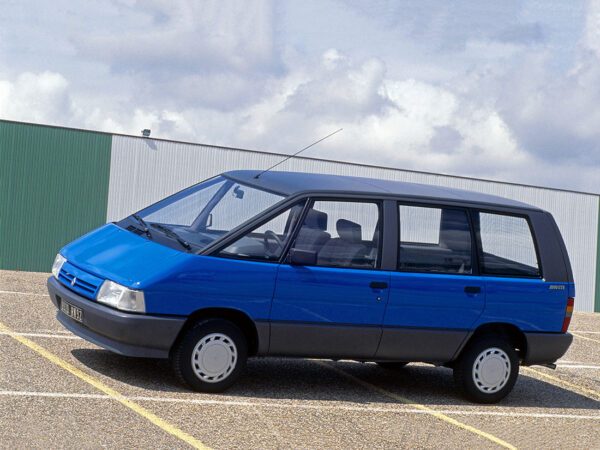 Renault Espace 2000 GTS 1988-1991 vue AV - photo Renault