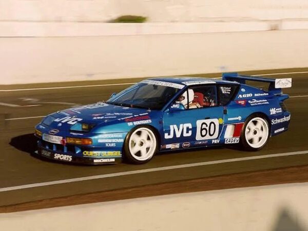 Alpine A610 engagée en compétition par l'écurie Legeay entre 1994 et 1996 - photo : auteur inconnu DR