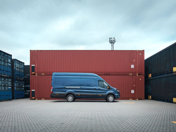 Ford Transit : Volume Et Charge Sont Ses Atouts.